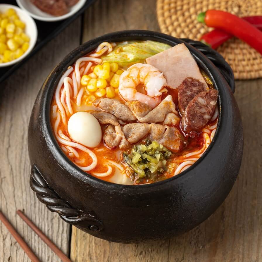 Spicy Crossing-the-Bridge Rice Noodle Soup